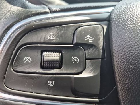 Used 2024 Buick Encore GX Sport Touring w/ Advanced Technology Package AWD/4WD image 19