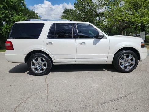 Used 2013 Ford Expedition Limited image 12