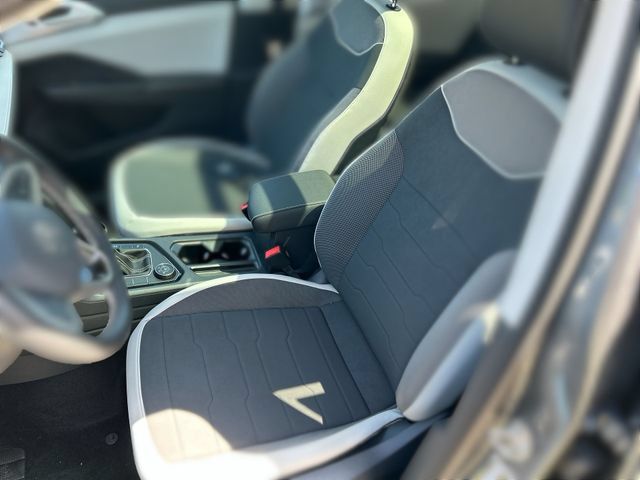 New 2026 Volkswagen Taos SE AWD/4WD image 12