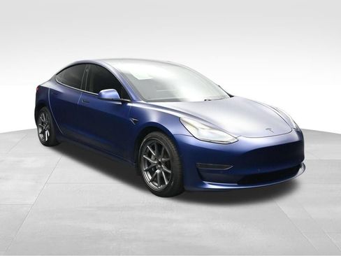 Used 2021 Tesla Model 3 Standard Range Plus RWD image 7