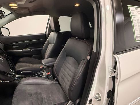 Used 2019 Mitsubishi Outlander Sport GT image 56