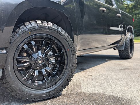 Used 2020 Chevrolet Silverado 1500 Custom RWD image 30