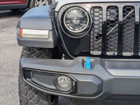 Used 2023 Jeep Wrangler Unlimited AWD/4WD image 10