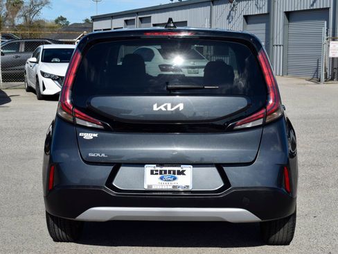 Used 2024 Kia Soul LX w/ Option Group 015 image 9