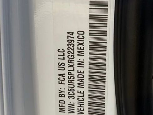 Used 2024 RAM 2500 Limited w/ Towing Technology Group image 37