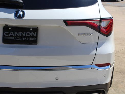 Certified 2023 Acura MDX w/ Technology Package FWD image 5