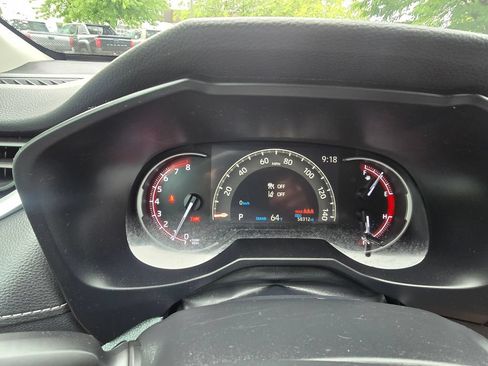 Used 2023 Toyota RAV4 LE AWD/4WD image 19