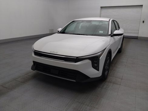 Used 2025 Kia K4 FWD image 15