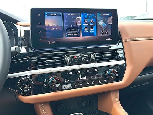 New 2026 Nissan Pathfinder Platinum w/ Lighting Package image 23