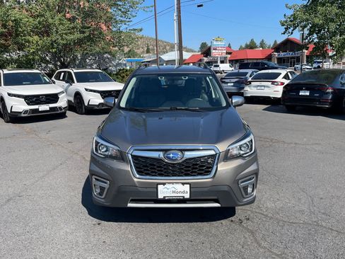 Used 2020 Subaru Forester Touring AWD/4WD image 8