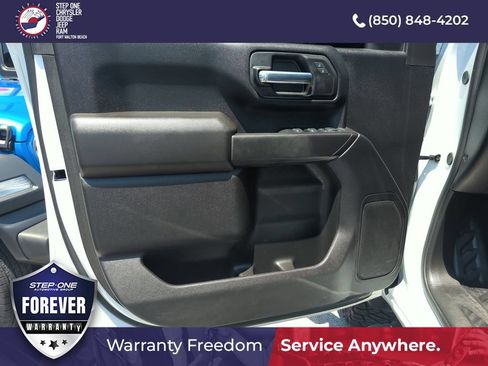 Used 2025 GMC Sierra 2500 Pro w/ 1SA Pro Safety Plus Package AWD/4WD image 17