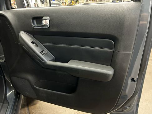 Used 2009 HUMMER H3T image 18