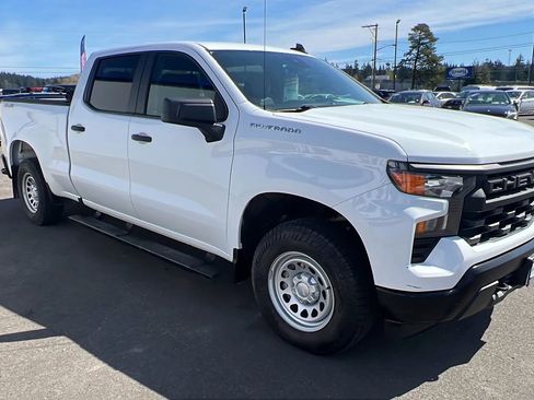 Used 2022 Chevrolet Silverado 1500 W/T w/ WT Value Package image 3