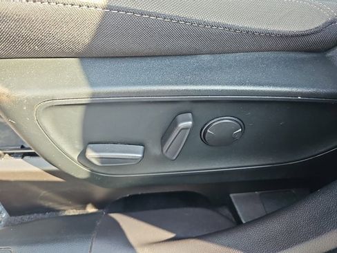 Used 2022 Ford Escape SE w/ Convenience Package image 28