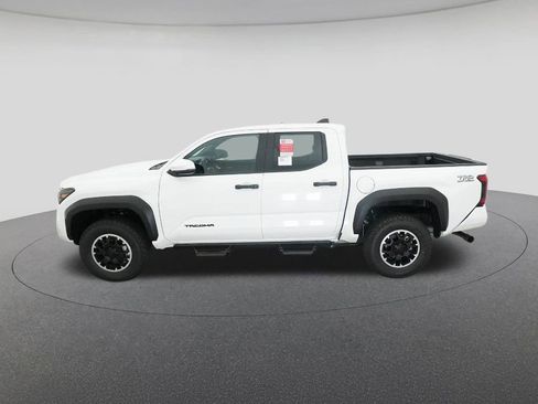 New 2026 Toyota Tacoma TRD Off-Road image 3