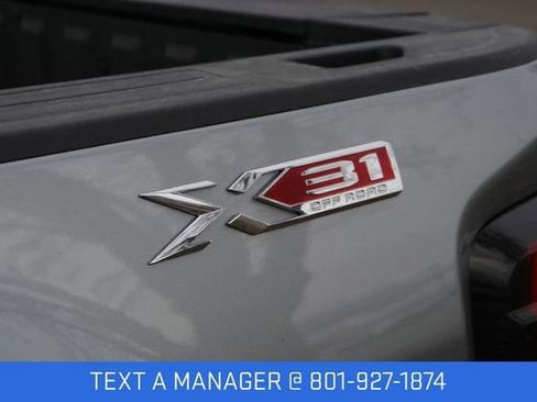 New 2026 GMC Sierra 2500 SLT w/ SLT Premium Package AWD/4WD image 12