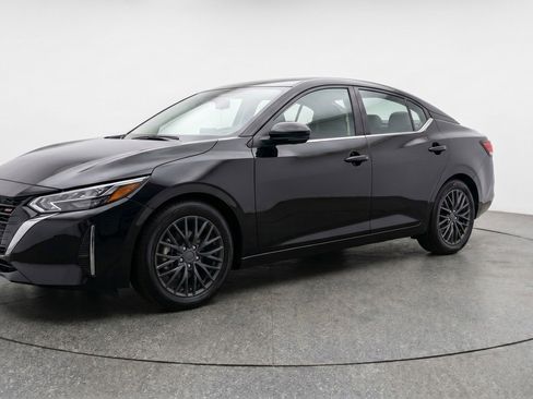 Used 2025 Nissan Sentra S FWD image 3