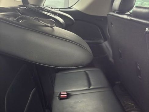 Used 2023 Nissan Pathfinder SL image 15