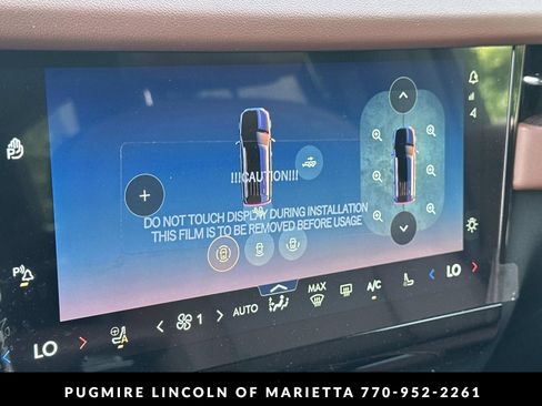 New 2026 Lincoln Navigator Reserve AWD/4WD image 32
