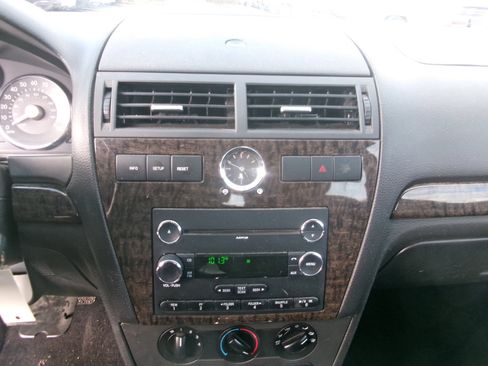 Used 2009 Mercury Milan image 10