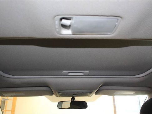 Used 2019 Nissan Sentra SV w/ Special Edition Package FWD image 19