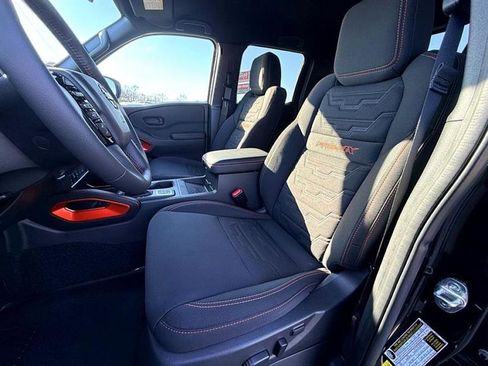 Used 2026 Nissan Frontier PRO-4X w/ Pro-4x Convenience Package image 15