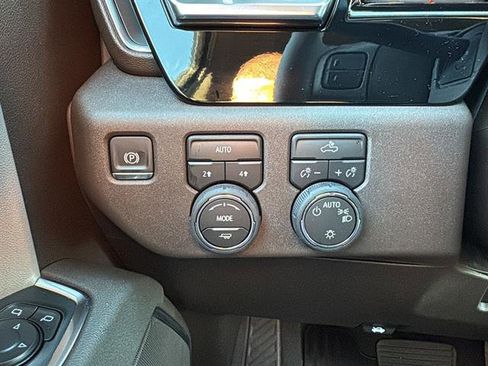 New 2026 Chevrolet Silverado 1500 LT w/ All Star Edition Plus AWD/4WD image 15