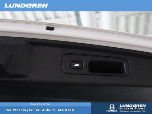 Used 2025 Honda Odyssey Touring image 38