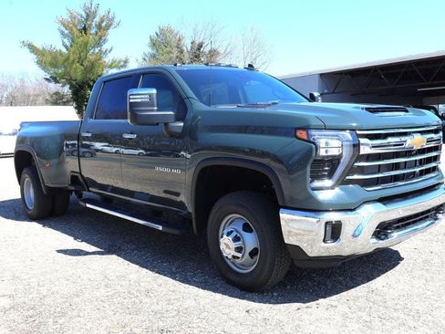 Used 2026 Chevrolet Silverado 3500 LTZ w/ LTZ Plus Package AWD/4WD image 7
