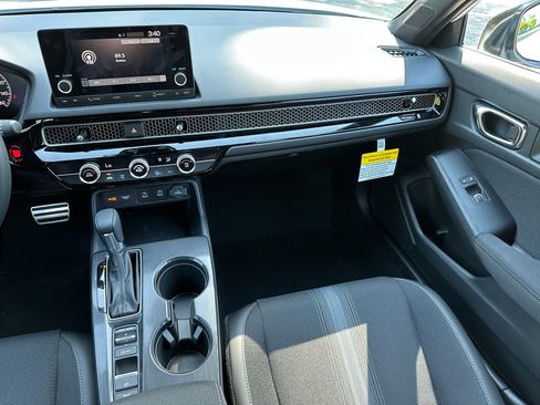 New 2025 Honda Civic Sport image 18
