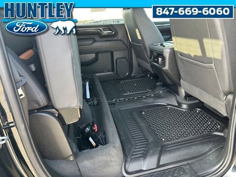 Used 2024 GMC Sierra 2500 AT4 w/ AT4 Premium Plus Package AWD/4WD image 9