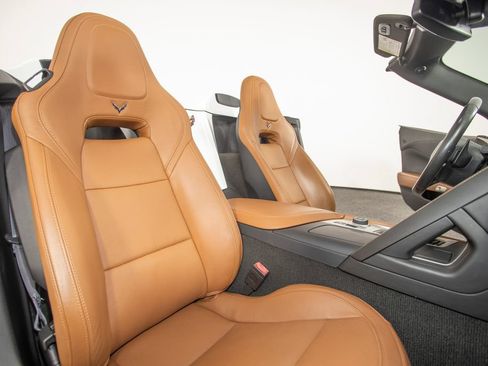 Used 2015 Chevrolet Corvette Stingray Convertible w/ 2LT Preferred Equipment Group RWD image 8