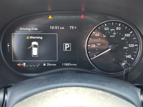 Certified 2023 Nissan Kicks SR FWD image 10