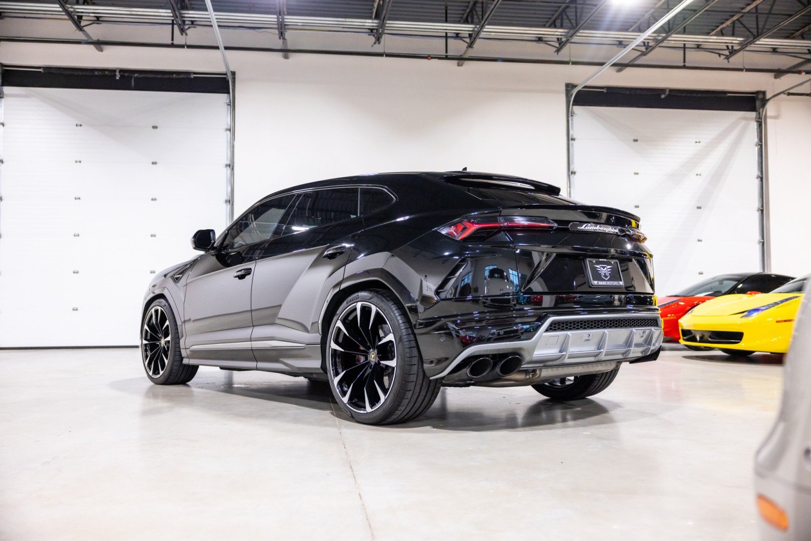 Used 2020 Lamborghini Urus AWD/4WD image 6