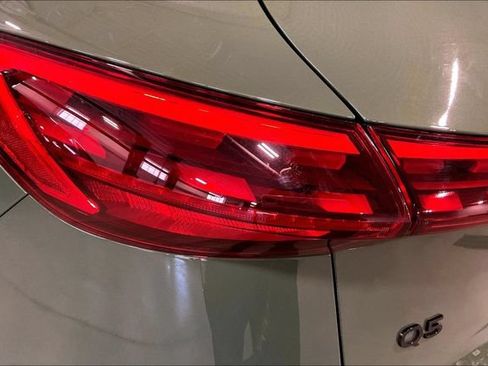 Certified 2025 Audi Q5 Premium w/ Convenience Package AWD/4WD image 29