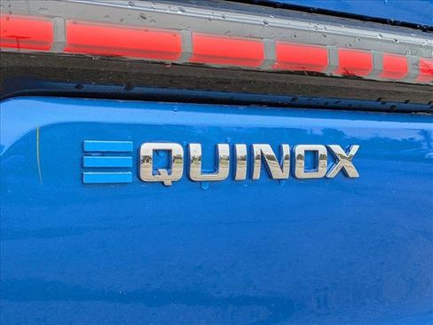 New 2026 Chevrolet Equinox EV LT image 17