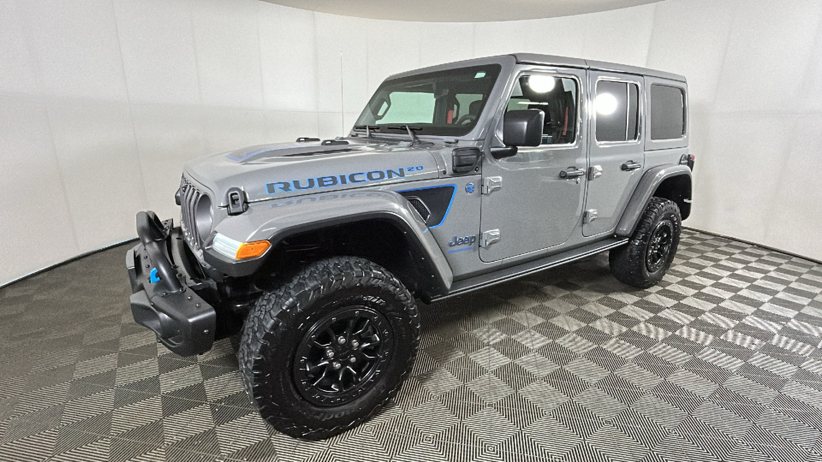 Used 2023 Jeep Wrangler Unlimited Rubicon 4xe AWD/4WD image 8
