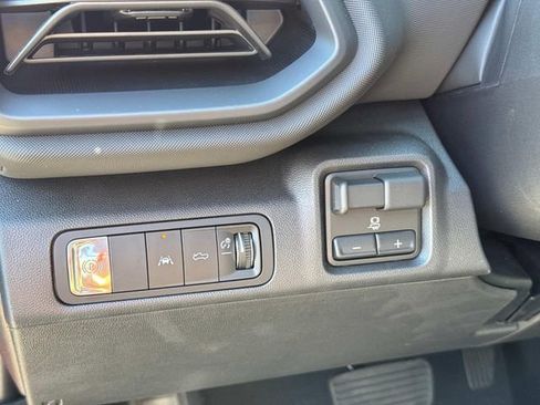 New 2026 Chevrolet Silverado EV LT image 26