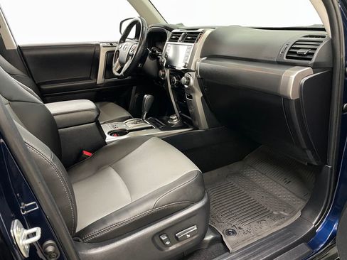 Used 2024 Toyota 4Runner SR5 Premium w/ Moonroof Package AWD/4WD image 37