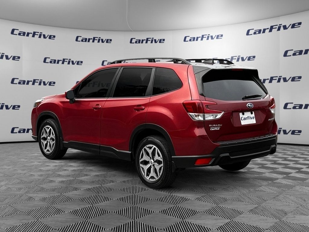 Used 2024 Subaru Forester Premium AWD/4WD image 3