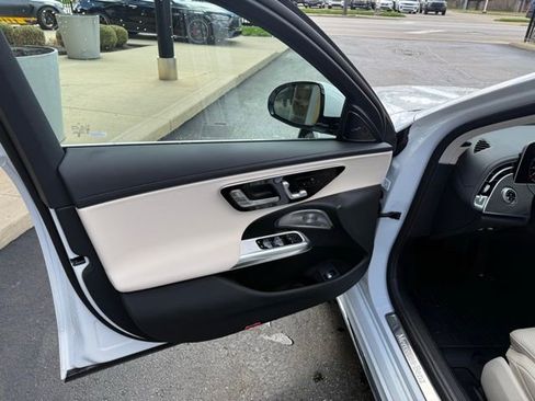 New 2026 Mercedes-Benz E 350 4MATIC Sedan image 14