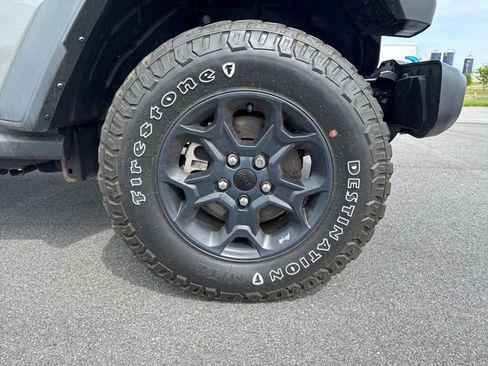 Used 2023 Jeep Wrangler Unlimited w/ Cold Weather Group AWD/4WD image 11