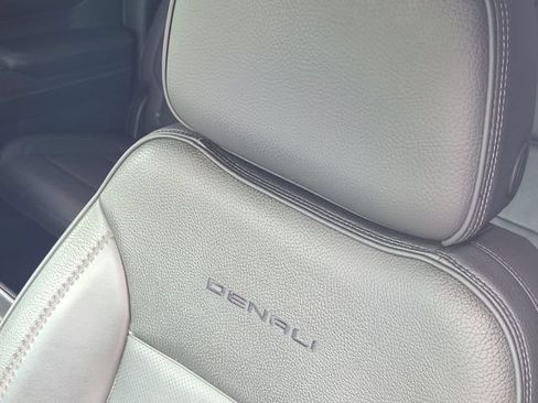 Used 2022 GMC Sierra 1500 Denali w/ Denali Reserve Package AWD/4WD image 15