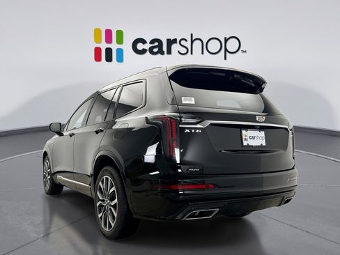 Used 2024 Cadillac XT6 Sport w/ Technology Package image 3