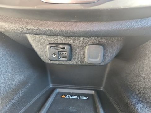 Certified 2023 Chevrolet Traverse RS w/ LPO, Floor Liner Package image 33