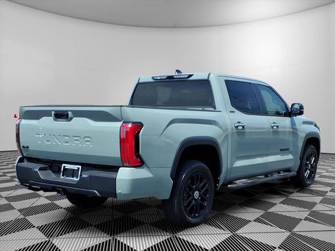 Used 2024 Toyota Tundra Limited AWD/4WD image 6
