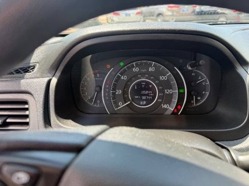 Used 2015 Honda CR-V LX image 25