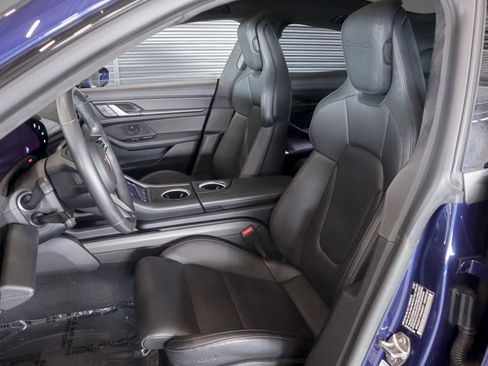 Used 2023 Porsche Taycan Turbo S image 5