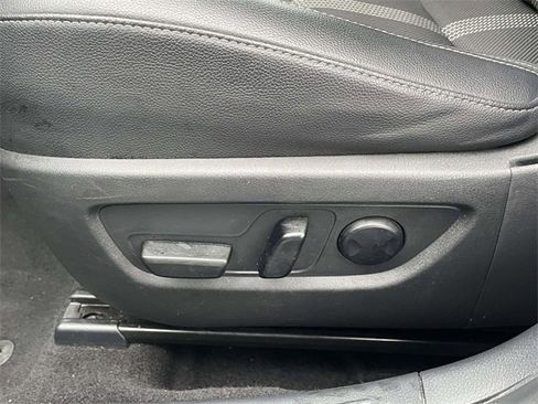 Used 2024 MAZDA CX-50 AWD 2.5 S w/ Preferred Package image 16