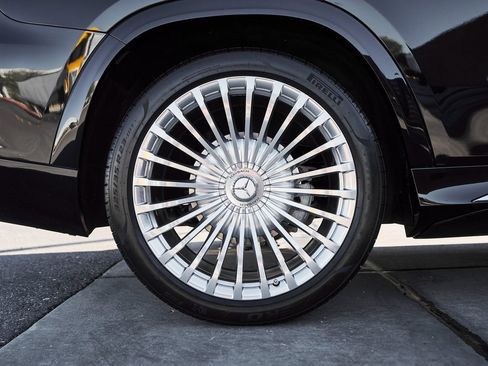 Used 2021 Mercedes-Benz Maybach GLS 600 Maybach GLS 600 image 20